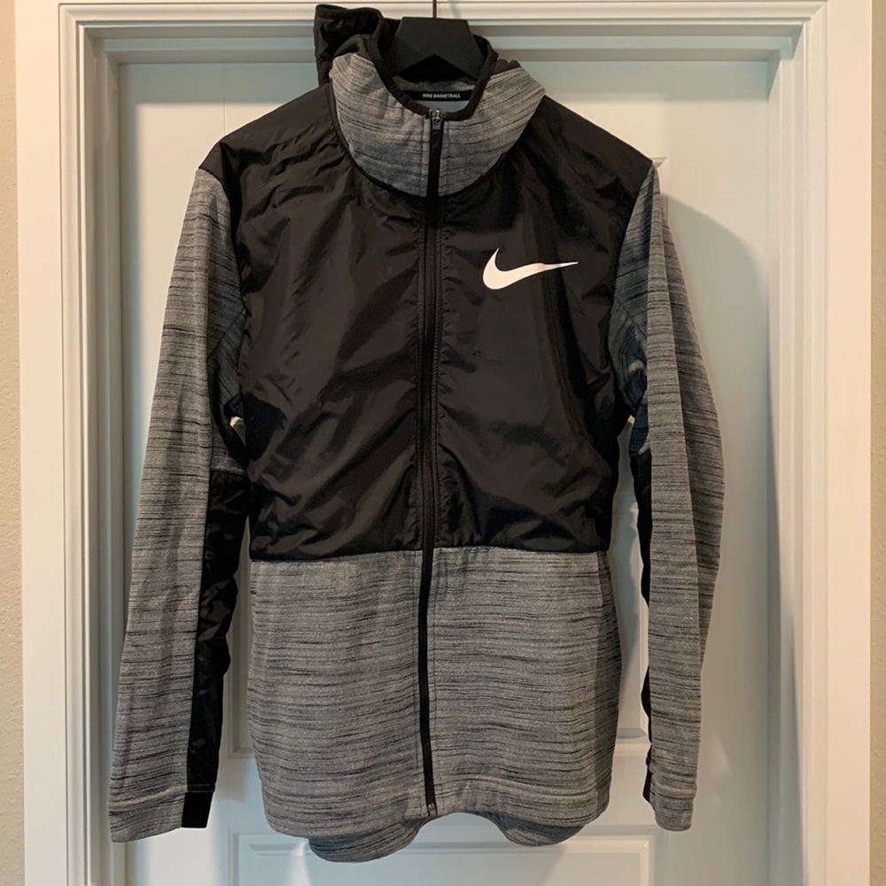Grey/Black Nike Basketball Zip-up Hoodie.